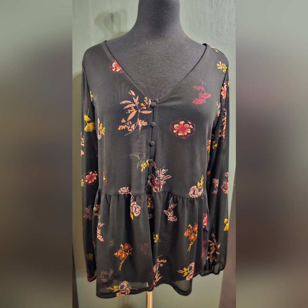 Reitmans sheer floral top